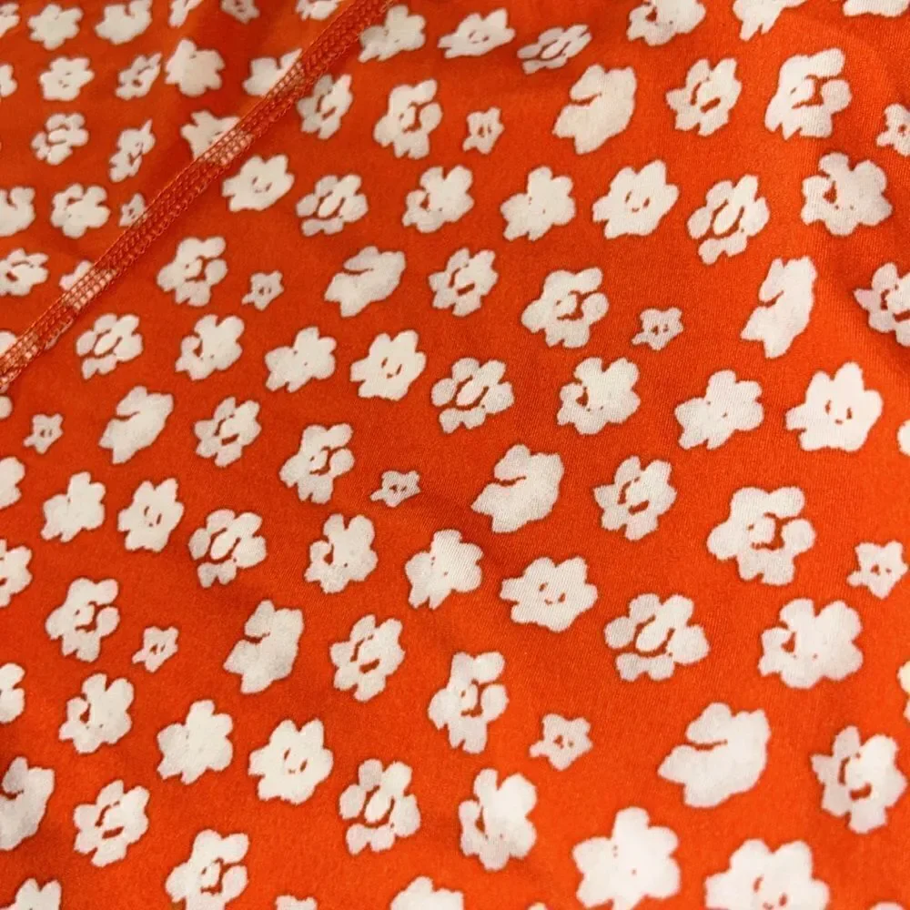 🏄🏻‍♀️ J Crew UK 🇬🇧 Poppy Print Rashguard 🏖️ waves or beach 🏝️ 🌊Back Zip